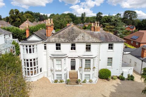 3 bedroom apartment for sale - Binfield, Bracknell RG42