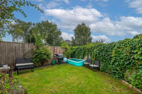 3 bedroom end of terrace house for sale, Common Road, Redhill, RH1