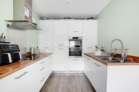 38 Kiln Way, Halling, Rochester, ME2 1FP