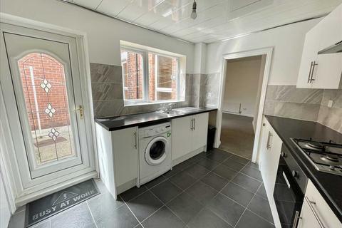 2 bedroom apartment to rent, East Moffett Street, South Shields