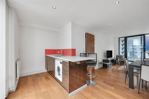 3 bedroom flat for sale, Westland Place, London N1