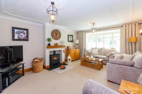 4 bedroom detached house for sale, Hunslet Road, Burntwood, WS7