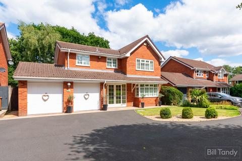 4 bedroom detached house for sale, Hunslet Road, Burntwood, WS7