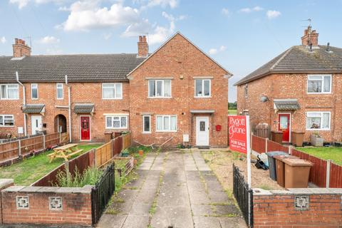 4 bedroom end of terrace house for sale, Moorland Avenue, Lincoln, Lincolnshire, LN6