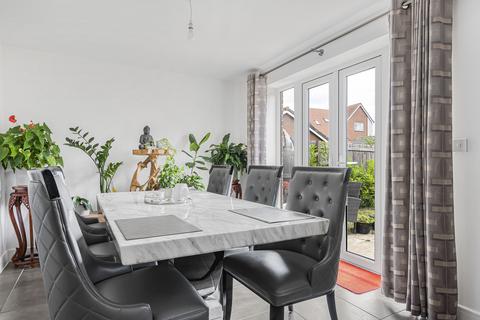 5 bedroom detached house for sale, Nuthatch End, Didcot, OX11