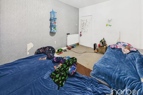 56 Rylees Crescent, Glasgow, G52 4DA