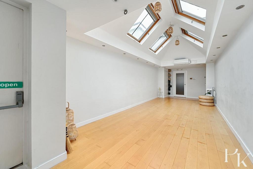 3 Queens Place, BN1 (4).jpg