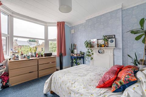 3 bedroom semi-detached house for sale, Coldershaw Road, Northfields , Ealing, W13