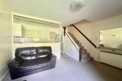 22 Ardent Close, London, SE25 6SR