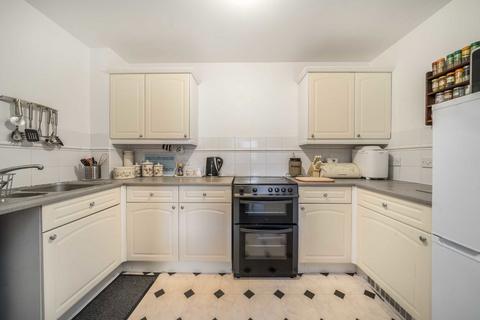 undefined, Macmillan Way, London SW17