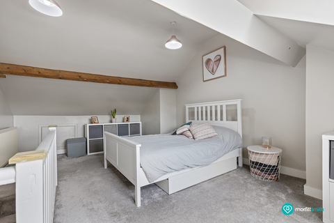 47 Burrowlee Road, Sheffield, S6 2AT
