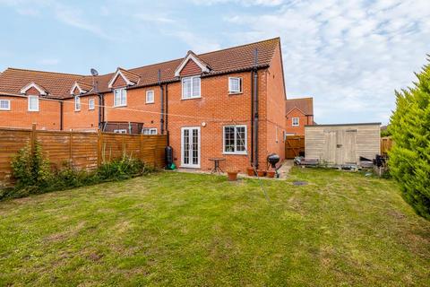 2 bedroom semi-detached house for sale, Bluebell Close, Spalding