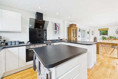 Pine Ridge West Looe Hill, Looe, PL13 2HW