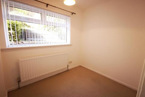 2 bedroom flat to rent, Tewkesbury, Lemington, Newcastle upon Tyne, NE15