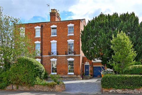 5 bedroom semi-detached house to rent, Kingsholm Road, Gloucester, Gloucestershire, GL1