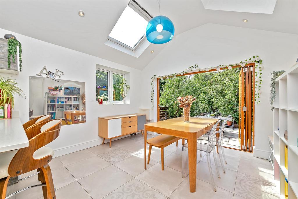 1 Ramsbury Road-25.jpg