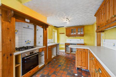 4 bedroom semi-detached house for sale, Duke Street, Buxton