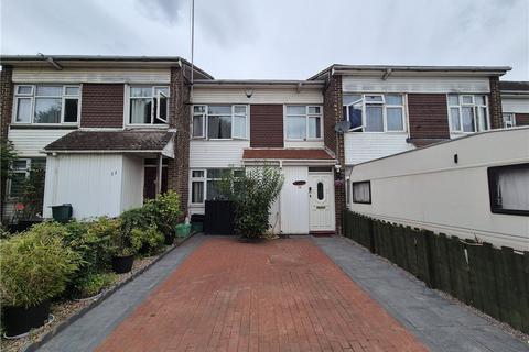 3 bedroom terraced house for sale, Farrington Avenue, St Pauls Cray, Kent, BR5