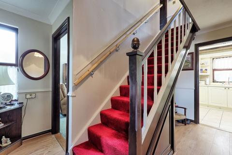 4 bedroom detached house for sale, Haltwhistle Road, Chelmsford CM3