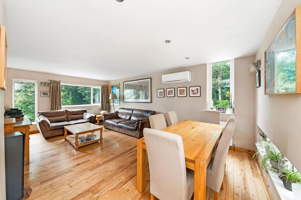 Living dining room
