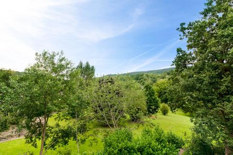 4 bedroom end of terrace house for sale, Luke Lane, Thongsbridge, HD9