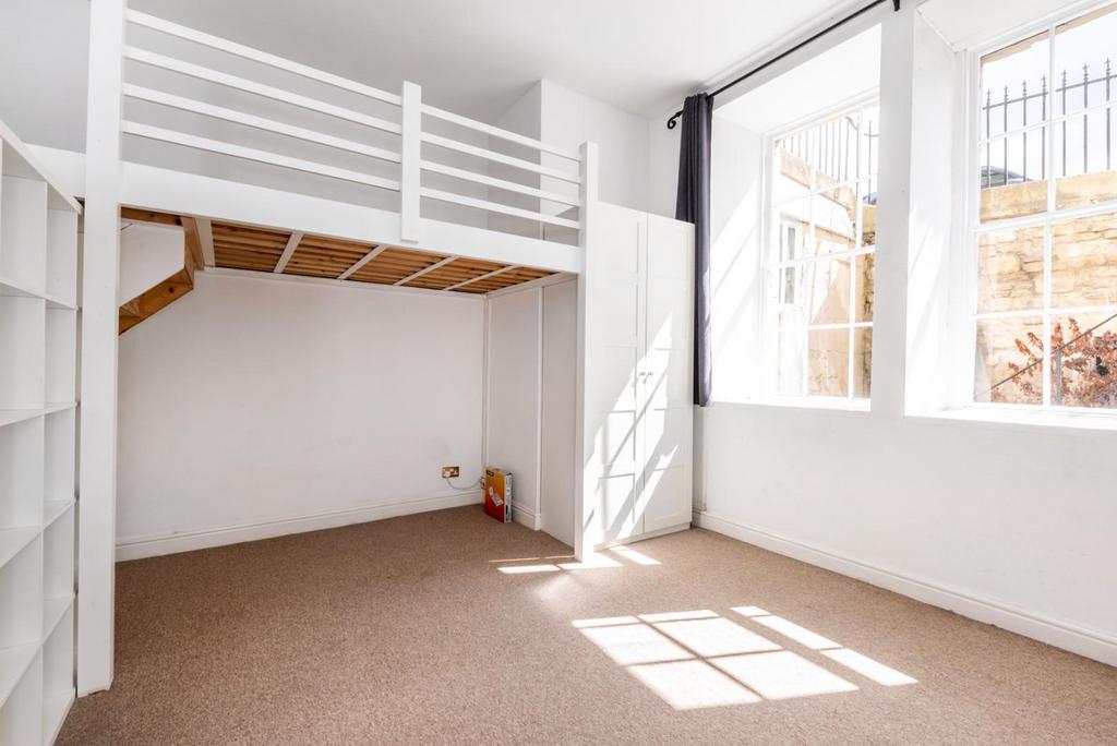 Flat 2, 2, Marlborough Buildings, Bath, BA1 2 LX-7.