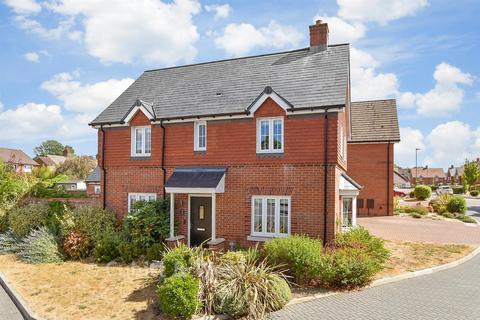 3 bedroom detached house for sale, Hewitts Road, Cranleigh GU6
