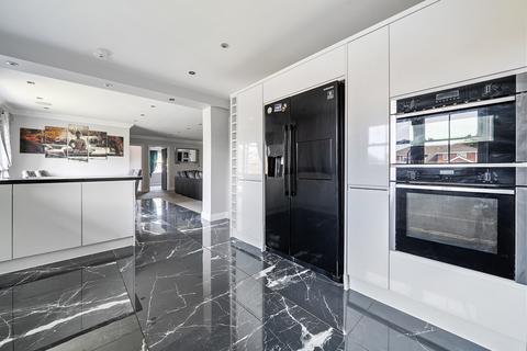 undefined, Hunts Pond Road, Park Gate, PO14