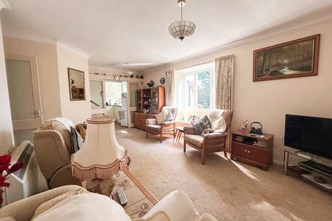 2 bedroom retirement property for sale, Gilwynes Court, Aldwick Felds