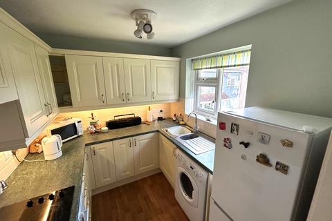 2 bedroom retirement property for sale, Gilwynes Court, Aldwick Felds