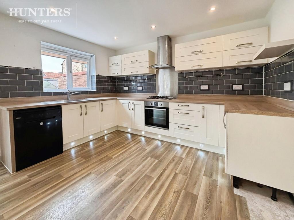 Pbox-kitchen-332427.JPG