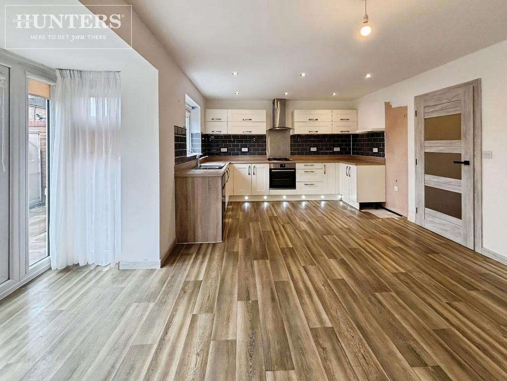 Pbox-kitchen-332427.JPG