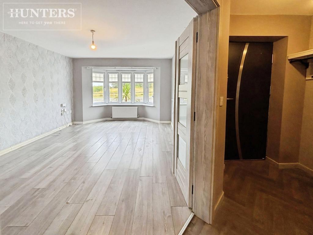 Pbox-bedroom-332427.JPG