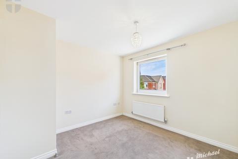 1 bedroom flat to rent, The Warren, Aylesbury