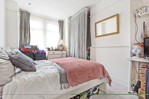 2 bedroom maisonette to rent, Durban Road, West Norwood, London, SE27