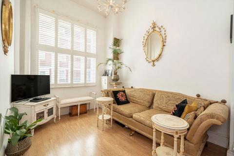 undefined, Thames Street, Sunbury-On-Thames TW16