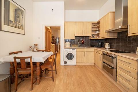 undefined, Thames Street, Sunbury-On-Thames TW16