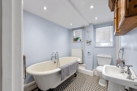 3 bedroom semi-detached house for sale, London Road, Westerham, Kent, TN16