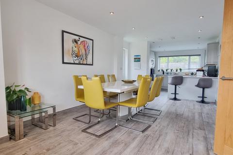 6 bedroom detached house for sale, High Street, Gravenhurst, Bedfordshire, MK45