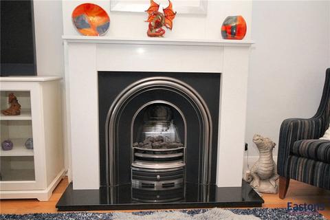 3 bedroom semi-detached house for sale, The Spinney, Surrey KT18