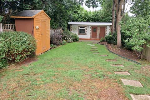 15 The Spinney, Epsom, KT18 5QX