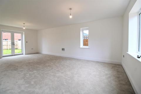 undefined, "Blenheim Place" - Bakers Way, Docking