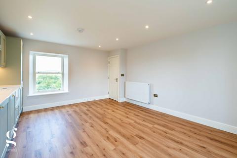 2 bedroom apartment to rent, Brand New Luxury Penthouse Apartment – Aylestone Hill, Hereford