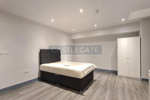 1 bedroom flat to rent, Merchants Hall, St George Square, Huddersfield, HD1 1JF