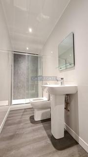 1 bedroom flat to rent, Merchants Hall, St George Square, Huddersfield, HD1 1JF