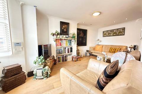 3 bedroom terraced house for sale, Nightingale Grove, London, SE13