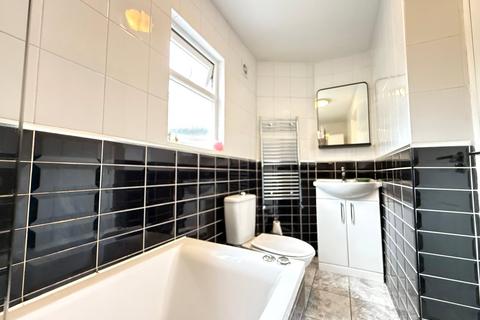 3 bedroom terraced house for sale, Nightingale Grove, London, SE13