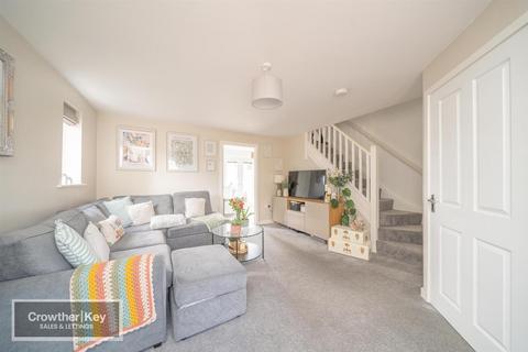 3 bedroom semi-detached house for sale, Curlew Avenue, Buxton