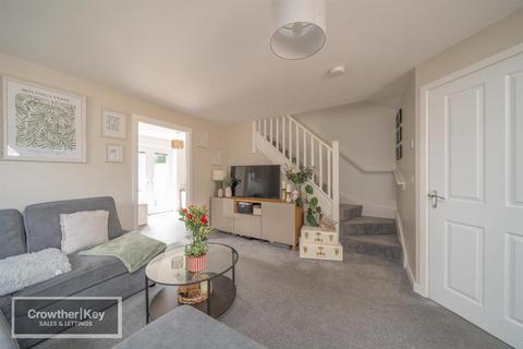 3 bedroom semi-detached house for sale, Curlew Avenue, Buxton