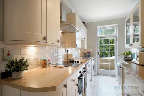 3 bedroom apartment for sale, Brampton Court, Brampton Grove